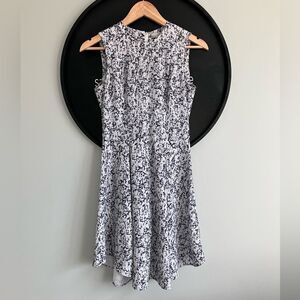 H&M Asymmetrical White and Black Fit and Flare Dress Size 4